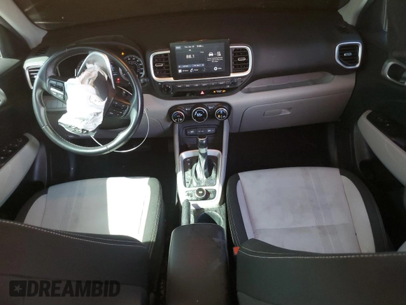 2022 Hyundai Venue SEL with VIN KMHRC8A39NU153994, listed as a Copart auction lot 54273795 with 76,084 mi miles and Salvage title. Bid and sale history available at DreamBid. Image 8.