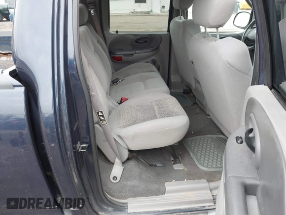 2003 Ford F-150 XLT with VIN 1FTRW07L63KD51221, listed as a IAAI auction lot 41883942 with Not Provided miles. Bid and sale history available at carsss.com. Image 8.