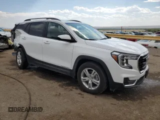 2024 GMC Terrain SLE with VIN 3GKALMEG5RL330830, listed as a Copart auction lot 60170995 with 8,395 mi miles and Salvage title. Bid and sale history available at DreamBid. Image 4.