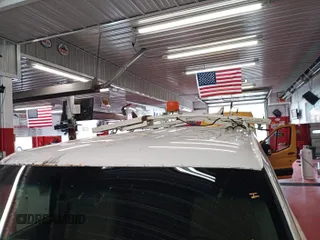 2014 Chevrolet Express Cargo z VIN 1GCWGFCA6E1197965, wystawiony jako IAAI lot #42511886 z przebiegiem 199 293 mil mil oraz . Historia ofert i sprzedaży dostępna na DreamBid. Obrazek 1.