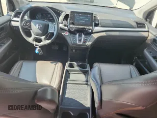 2019 Honda Odyssey EX z VIN 5FNRL6H58KB136964, wystawiony jako Copart lot #64272595 z przebiegiem 171 617 mil mil oraz Czysty tytuł • Clean title. Historia ofert i sprzedaży dostępna na DreamBid. Obrazek 8.