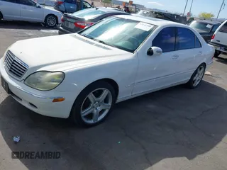 2002 Mercedes-Benz S 5.0L with VIN WDBNG75J92A261294, listed as a IAAI auction lot 42141509 with 116,532 mi miles. Bid and sale history available at carsss.com. Image 2.