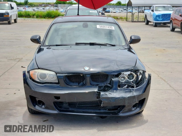 2012 BMW 1 Series 128i z VIN WBAUP7C56CVP22820, wystawiony jako Copart lot #56007435 z przebiegiem 75 161 mil mil oraz Czysty tytuł • Clean title. Historia ofert i sprzedaży dostępna na DreamBid. Obrazek 5.
