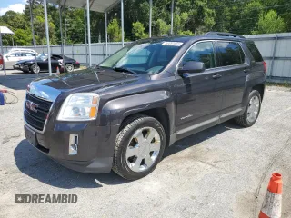 2015 GMC Terrain SLE z VIN 2GKFLWE35F6431784, wystawiony jako Copart lot #56691355 z przebiegiem 167 196 mil mil oraz Szkoda całkowita • Salvage title. Historia ofert i sprzedaży dostępna na DreamBid. Obrazek 1.