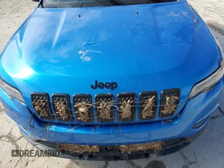 2021 Jeep Cherokee Altitude z VIN 1C4PJMLB7MD137385, wystawiony jako Copart lot #45909505 z przebiegiem Nie podano mil oraz Szkoda całkowita • Salvage title. Historia ofert i sprzedaży dostępna na DreamBid. Obrazek 13.