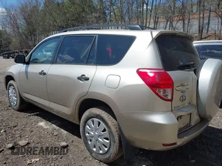 2006 Toyota RAV4 with VIN JTMZD33V866004405, listed as a IAAI auction lot 42090377 with 132,232 mi miles. Bid and sale history available at carsss.com. Image 3.