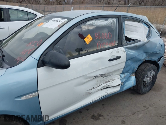 2007 Hyundai Accent GS with VIN KMHCM36CX7U006584, listed as a IAAI auction lot 41801452 with 1 mi miles. Bid and sale history available at carsss.com. Image 6.
