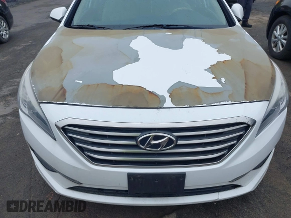 2015 Hyundai Sonata 2.4L SE with VIN 5NPE24AF6FH015561, listed as a IAAI auction lot 42156536 with 205,830 mi miles. Bid and sale history available at carsss.com. Image 6.