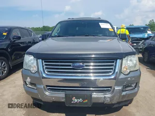 2008 Ford Explorer XLT z VIN 1FMEU73E98UA92588, wystawiony jako IAAI lot #42612972 z przebiegiem 194 059 mil mil oraz . Historia ofert i sprzedaży dostępna na DreamBid. Obrazek 12.