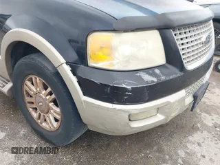 2006 Ford Expedition Eddie Bauer with VIN 1FMPU17576LA05399, listed as a IAAI auction lot 41432779 with 223,738 mi miles. Bid and sale history available at carsss.com. Image 6.
