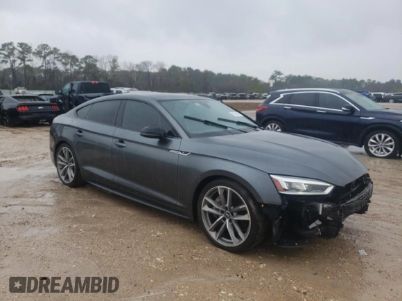 2019 Audi A5 Sportback Prestige with VIN WAUFNCF55KA067283, listed as a Copart auction lot 82046473 with 82,628 mi miles. Bid and sale history available at carsss.com. Image 4.
