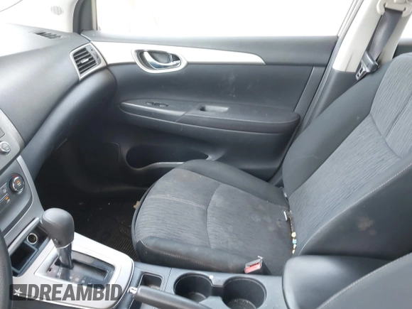 2014 Nissan Sentra SV z VIN 3N1AB7AP4EL675267, wystawiony jako IAAI lot #42306480 z przebiegiem 161 552 mil mil oraz . Historia ofert i sprzedaży dostępna na DreamBid. Obrazek 5.