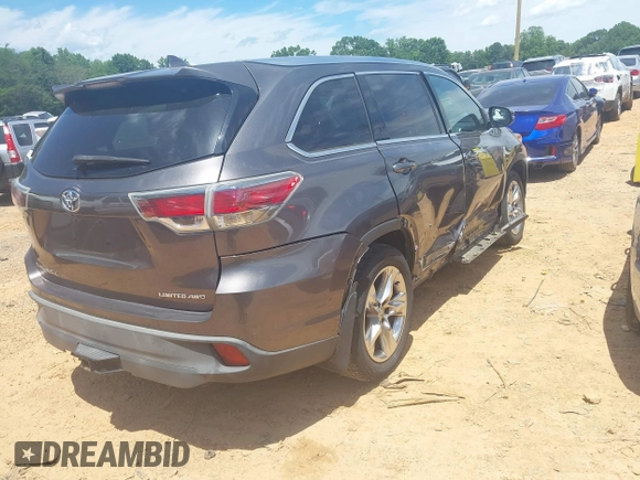 2015 Toyota Highlander Limited with VIN 5TDDKRFH0FS164173, listed as a IAAI auction lot 42323600 with 210,614 mi miles and . Bid and sale history available at DreamBid. Image 4.