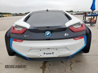 2016 BMW i8 z VIN WBY2Z2C57GV674904, wystawiony jako Copart lot #58387995 z przebiegiem 27 461 mil mil oraz Czysty tytuł • Clean title. Historia ofert i sprzedaży dostępna na DreamBid. Obrazek 6.