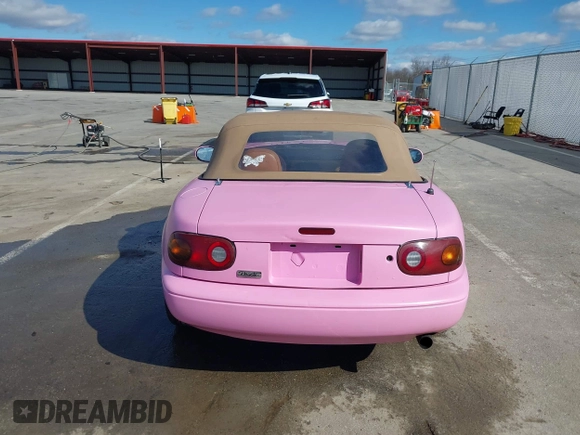 1993 Mazda MX-5 Miata with VIN JM1NA3519P1418681, listed as a IAAI auction lot 41741615 with 115,379 mi miles and . Bid and sale history available at DreamBid. Image 16.