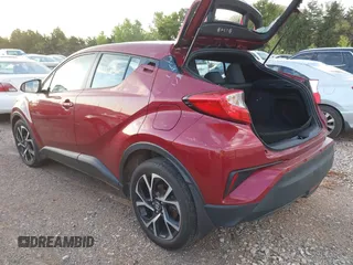 2018 Toyota C-HR XLE z VIN NMTKHMBX7JR018415, wystawiony jako IAAI lot #40582743 z przebiegiem 33 007 mil mil oraz . Historia ofert i sprzedaży dostępna na DreamBid. Obrazek 3.
