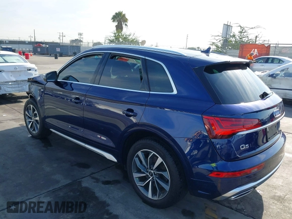 2023 Audi Q5 S line Premium with VIN WA1GAAFY4P2106846, listed as a IAAI auction lot 40960501 with 17,830 mi miles. Bid and sale history available at carsss.com. Image 3.