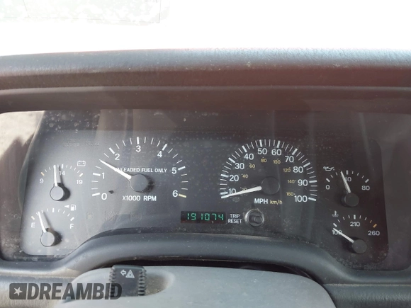 1997 Jeep Cherokee Country with VIN 1J4FJ78S9VL591872, listed as a IAAI auction lot 41830794 with 191,074 mi miles. Bid and sale history available at carsss.com. Image 7.