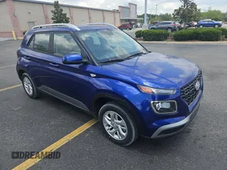 2020 Hyundai Venue SEL with VIN KMHRC8A36LU024463, listed as a Copart auction lot 56528095 with 16,989 mi miles and Clean Title. Bid and sale history available at DreamBid. Image 1.