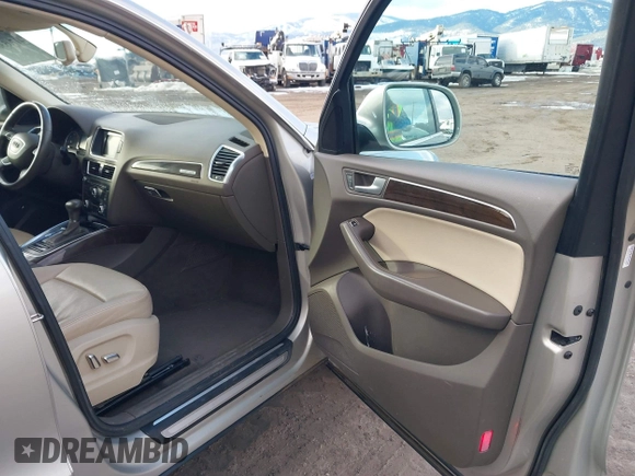 2014 Audi Q5 Premium Plus with VIN WA1CMAFP6EA063529, listed as a IAAI auction lot 41705364 with 154,501 mi miles and . Bid and sale history available at DreamBid. Image 5.