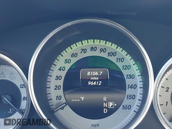 2014 Mercedes-Benz E 350 Sport with VIN WDDHF5KB8EA985121, listed as a IAAI auction lot 42124448 with 96,412 mi miles and . Bid and sale history available at DreamBid. Image 15.