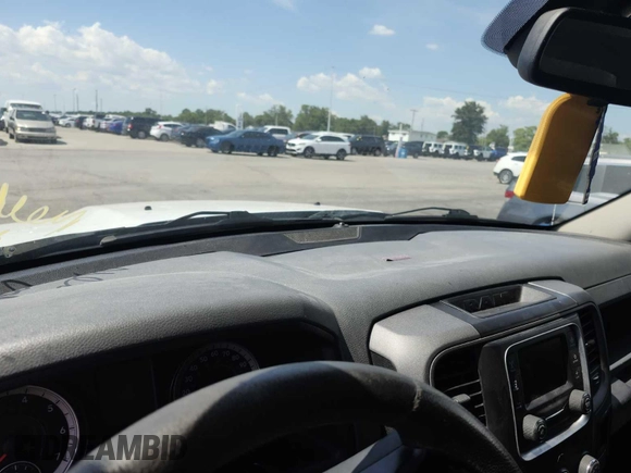 2016 Ram 1500 Tradesman with VIN 1C6RR7FT3GS219189, listed as a IAAI auction lot 42802216 with 231,984 mi miles and . Bid and sale history available at DreamBid. Image 28.
