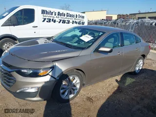 2022 Chevrolet Malibu LT with VIN 1G1ZD5ST7NF154833, listed as a IAAI auction lot 42063677 with 107,804 mi miles. Bid and sale history available at carsss.com. Image 17.