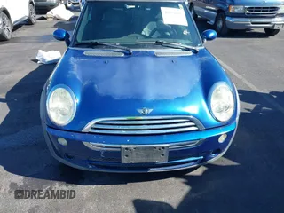 2007 MINI Convertible with VIN WMWRF33507TG16644, listed as a IAAI auction lot 40058098 with 163,215 mi miles and . Bid and sale history available at DreamBid. Image 6.