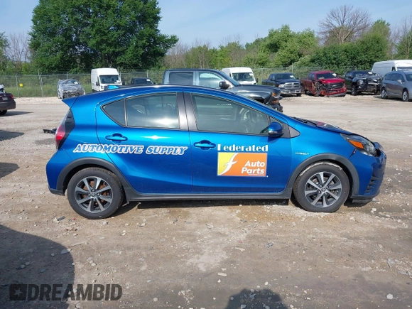 2018 Toyota Prius One with VIN JTDKDTB33J1602571, listed as a IAAI auction lot 42710336 with 166,439 mi miles and . Bid and sale history available at DreamBid. Image 13.