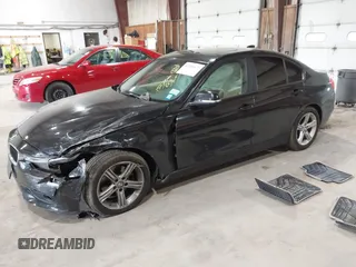 2014 BMW 3 Series 328i xDrive с VIN WBA3B5G53ENS09259, выставлен на аукционе IAAI как лот 42358472 с пробегом 152 425 миль миль и . История ставок и продаж доступна на DreamBid. Изображение 2.