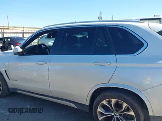 2017 BMW X5 sDrive35i with VIN 5UXKR2C38H0U21801, listed as a IAAI auction lot 41732946 with 195,822 mi miles. Bid and sale history available at carsss.com. Image 15.