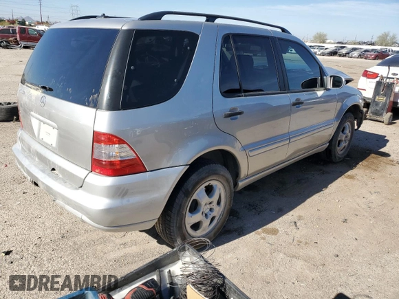 2003 Mercedes-Benz M 350 with VIN 4JGAB57E53A411711, listed as a Copart auction lot 85751154 with 114,483 mi miles and Salvage Title. Bid and sale history available at DreamBid. Image 3.