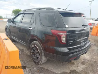 2014 Ford Explorer Sport z VIN 1FM5K8GT6EGC43577, wystawiony jako IAAI lot #42607478 z przebiegiem 155 802 mil mil oraz . Historia ofert i sprzedaży dostępna na DreamBid. Obrazek 3.