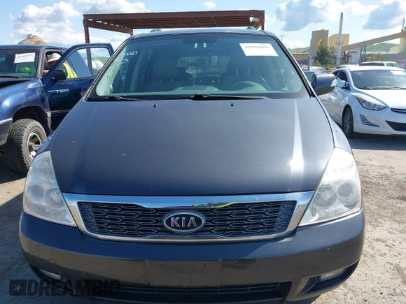 2012 Kia Sedona EX with VIN KNDMH4C79C6465307, listed as a IAAI auction lot 41958886 with 146,130 mi miles. Bid and sale history available at carsss.com. Image 12.