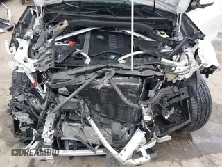 2020 BMW X5 xDrive40i with VIN 5UXCR6C08L9D07645, listed as a IAAI auction lot 41757971 with 87,157 mi miles. Bid and sale history available at carsss.com. Image 10.