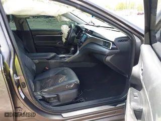 2018 Toyota Camry LE with VIN 4T1B11HK2JU578575, listed as a IAAI auction lot 41850389 with 213,235 mi miles. Bid and sale history available at carsss.com. Image 5.