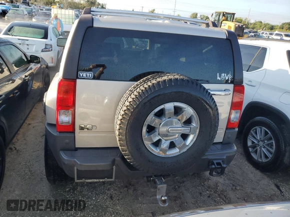 2006 Hummer H3 with VIN 5GTDN136468104647, listed as a Copart auction lot 73696414 with 0 mi miles and Non Repairable. Bid and sale history available at carsss.com. Image 6.
