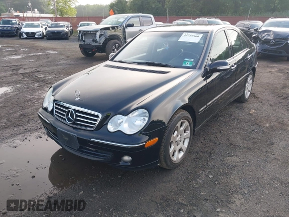 2006 Mercedes-Benz C 280 Luxury z VIN WDBRF92H56F778764, wystawiony jako IAAI lot #42759400 z przebiegiem 136 543 mil mil oraz . Historia ofert i sprzedaży dostępna na DreamBid. Obrazek 6.
