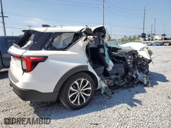 2025 Ford Explorer ST-Line with VIN 1FMUK7KH6SGA43772, listed as a Copart auction lot 53444695 with Not provided miles and Non repairable. Bid and sale history available at DreamBid. Image 3.