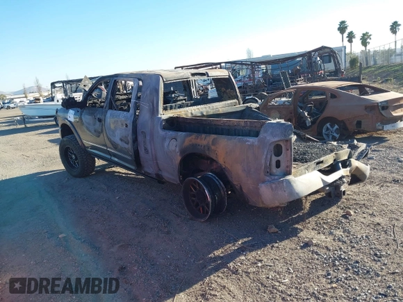 2019 Ram 2500 Limited z VIN 3C6UR5TL4KG520475, wystawiony jako IAAI lot #41272158 z przebiegiem Nie podano mil oraz . Historia ofert i sprzedaży dostępna na DreamBid. Obrazek 3.