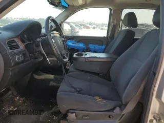 2008 GMC Yukon XL SLT 4SB with VIN 1GKFC16018R226137, listed as a Copart auction lot 48208105 with 221,270 mi miles and Clean Title. Bid and sale history available at carsss.com. Image 7.