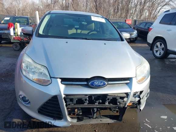 2012 Ford Focus SEL with VIN 1FAHP3M22CL413512, listed as a IAAI auction lot 41758125 with 161,857 mi miles. Bid and sale history available at carsss.com. Image 12.