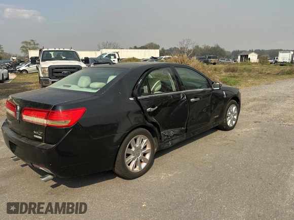 2011 Lincoln MKZ Hybrid with VIN 3LNDL2L33BR759329, listed as a Copart auction lot 45376155 with 131,927 mi miles and Clean Title. Bid and sale history available at carsss.com. Image 4.