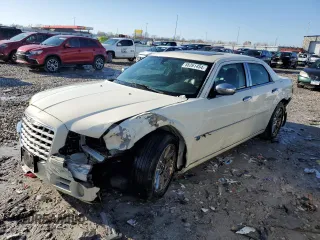 2006 Chrysler 300 C z VIN 2C3KA63H16H107660, wystawiony jako Copart lot #85261454 z przebiegiem Nie podano mil oraz Szkoda całkowita • Salvage title. Historia ofert i sprzedaży dostępna na DreamBid. Obrazek 1.