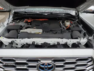 2023 Toyota Sequoia SR5 with VIN 7SVAAABAXPX007350, listed as a Copart auction lot 44490015 with 23,827 mi miles and Salvage Title. Bid and sale history available at carsss.com. Image 12.
