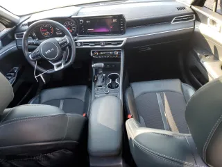 2022 Kia K5 GT-Line with VIN 5XXG64J25NG133699, listed as a Copart auction lot 46165145 with 32,290 mi miles and Salvage Title. Bid and sale history available at carsss.com. Image 8.
