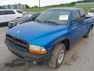 1998 Dodge Dakota SLT with VIN 1B7GL22X8WS564438, listed as a IAAI auction lot 42344252 with 137,973 mi miles and . Bid and sale history available at DreamBid. Image 2.