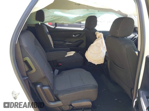 2020 Chevrolet Traverse LT Cloth z VIN 1GNERGKW1LJ123026, wystawiony jako IAAI lot #42289724 z przebiegiem 95 065 mil mil oraz . Historia ofert i sprzedaży dostępna na DreamBid. Obrazek 8.