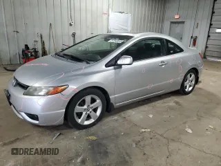 2008 Honda Civic EX-L z VIN 2HGFG12908H512633, wystawiony jako Copart lot #57243515 z przebiegiem 122 475 mil mil oraz Nie do naprawy • Non repairable. Historia ofert i sprzedaży dostępna na DreamBid. Obrazek 1.