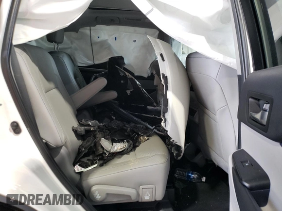 2019 Toyota Highlander Limited z VIN 5TDDZRFH1KS729004, wystawiony jako Copart lot #58859605 z przebiegiem 51 985 mil mil oraz Szkoda całkowita • Salvage title. Historia ofert i sprzedaży dostępna na DreamBid. Obrazek 11.